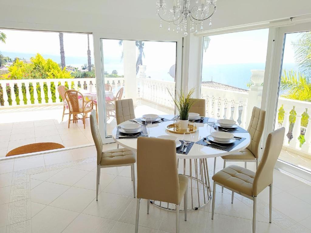 Villa Carioca - With Private Pool, Marvelous Garden And Amazing Ocean View Саусаль Экстерьер фото